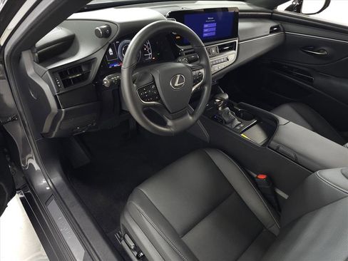Certified 2025 Lexus ES 300h w/ Premium Package image 17
