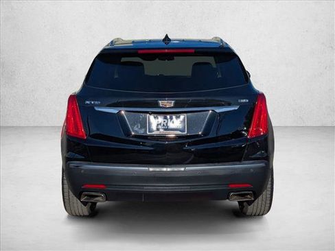 Used 2017 Cadillac XT5 Luxury image 7