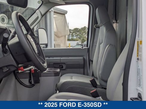 New 2025 Ford E-350 and Econoline 350 Super Duty w/ Power Equipment Group RWD image 18