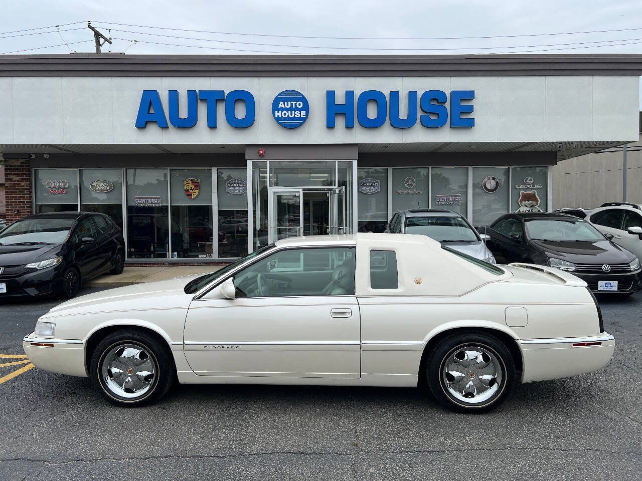 Used 1999 Cadillac Eldorado w/ Comfort/Convenience Pkg FWD image 8