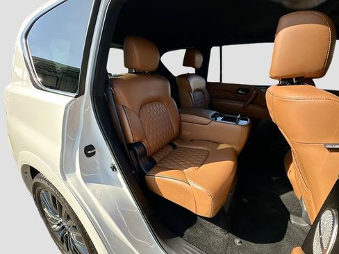 Used 2022 INFINITI QX80 Sensory w/ Cargo Package image 31