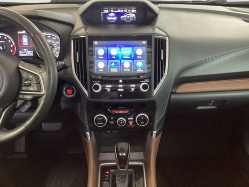 Used 2020 Subaru Forester Touring image 11