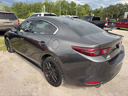 Used 2019 MAZDA MAZDA3 Sedan w/ Premium Package image 6