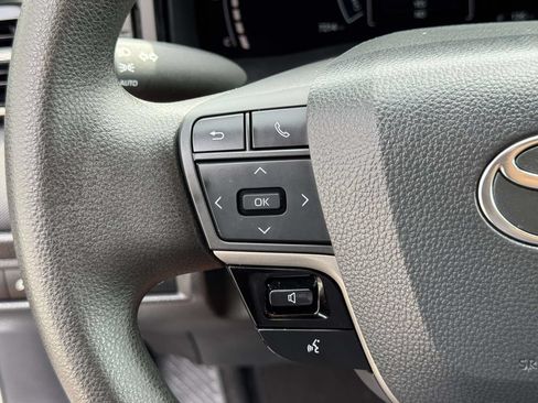 Used 2026 Toyota Camry LE FWD image 11