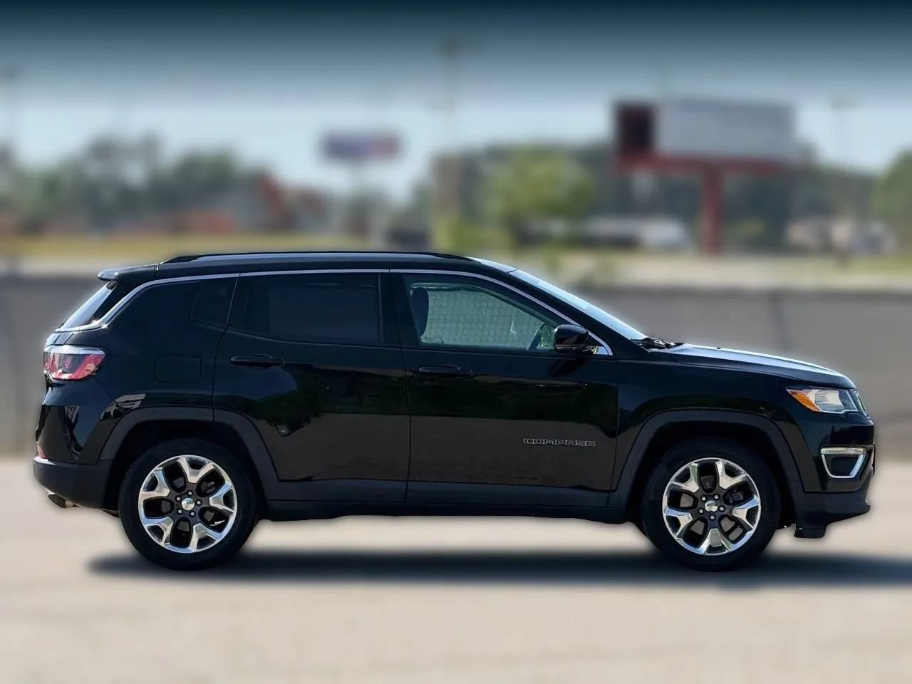 Used 2019 Jeep Compass Limited FWD image 7