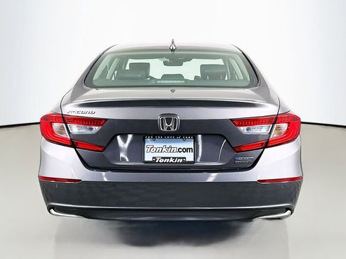 Used 2019 Honda Accord Touring image 7