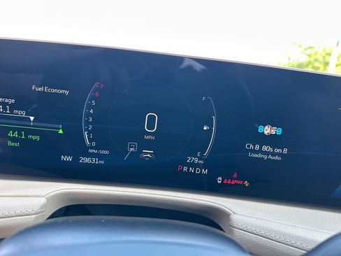 Used 2025 Cadillac XT4 Premium Luxury FWD image 10