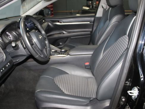 Used 2024 Toyota Camry SE AWD/4WD image 12