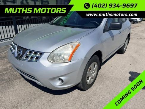 Used 2015 Nissan Rogue S image 1