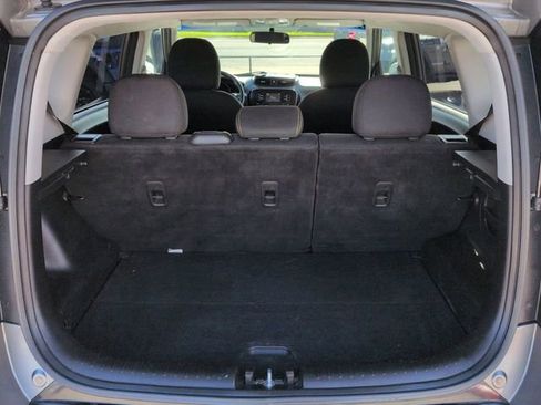 Used 2016 Kia Soul + FWD image 13