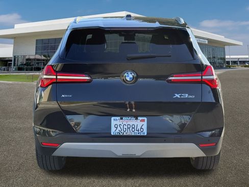 Used 2025 BMW X3 xDrive30i w/ Premium Package image 9