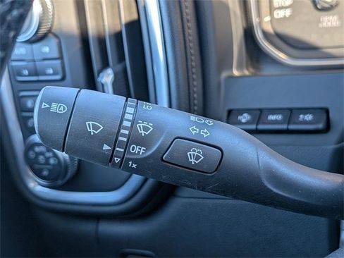 Used 2021 GMC Sierra 1500 Denali w/ Denali Ultimate Package image 28