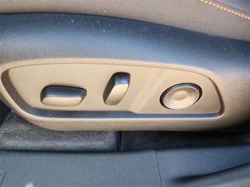 New 2026 Chevrolet Equinox ACTIV w/ Convenience Package III image 12