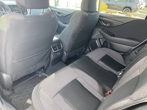 Used 2025 Subaru Outback Premium image 19