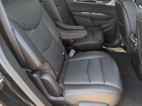 Used 2023 Cadillac XT6 Premium Luxury AWD/4WD image 21