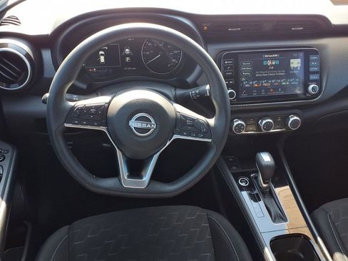 Used 2024 Nissan Kicks SV FWD image 14