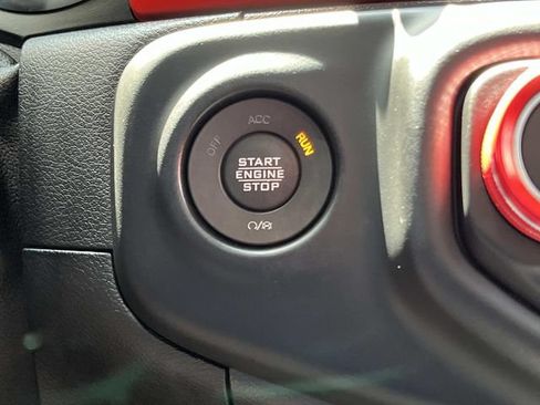 Used 2021 Jeep Wrangler Unlimited Rubicon AWD/4WD image 30