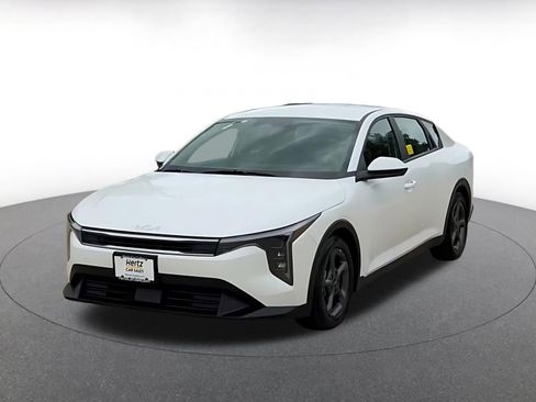 Used 2025 Kia K4 LXS image 8