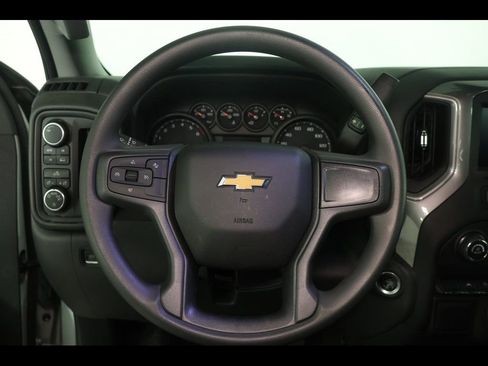 Used 2022 Chevrolet Silverado 1500 Custom AWD/4WD image 26