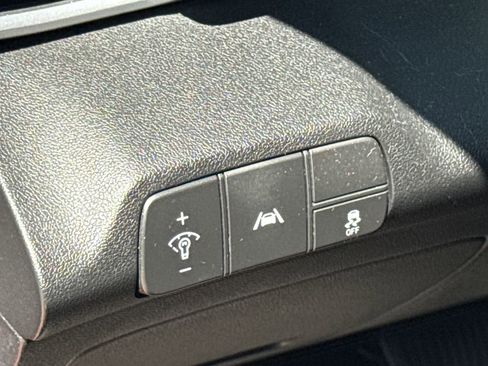 Used 2021 Hyundai Elantra SEL image 20