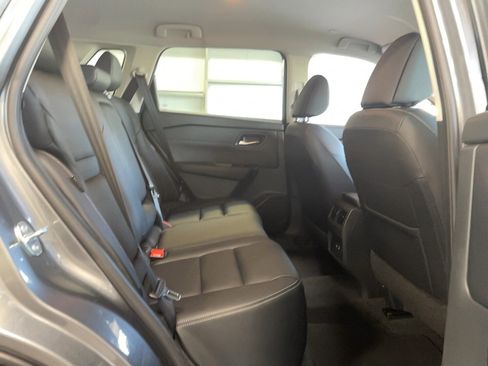 Used 2024 Nissan Rogue SL image 21