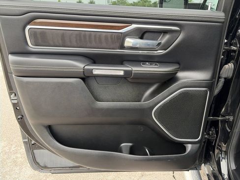 Used 2021 RAM 1500 Laramie AWD/4WD image 33