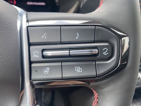 New 2025 Chevrolet Colorado Z71 w/ Technology Package image 19