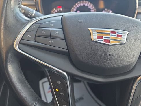 Used 2018 Cadillac XT5 Luxury w/ Driver Awareness Package image 17