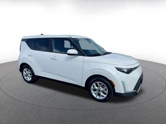 Used 2025 Kia Soul LX w/ LX Technology Package video 2