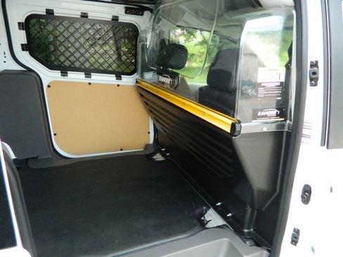 Used 2022 Ford Transit Connect XL image 13