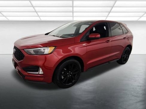 Used 2023 Ford Edge ST-Line image 3