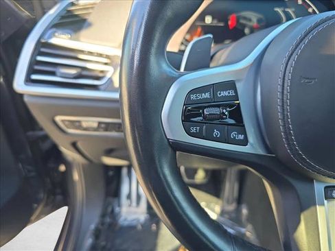 Used 2021 BMW X7 M50i w/ Dynamic Handling Package image 17