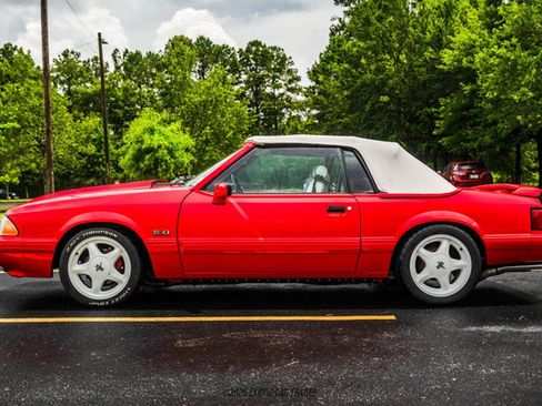 Used 1992 Ford Mustang LX image 22