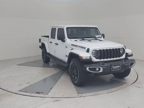 New 2025 Jeep Gladiator Sport image 5