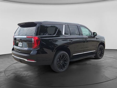 New 2026 GMC Yukon Elevation w/ LPO, Elevation Black Package AWD/4WD image 10