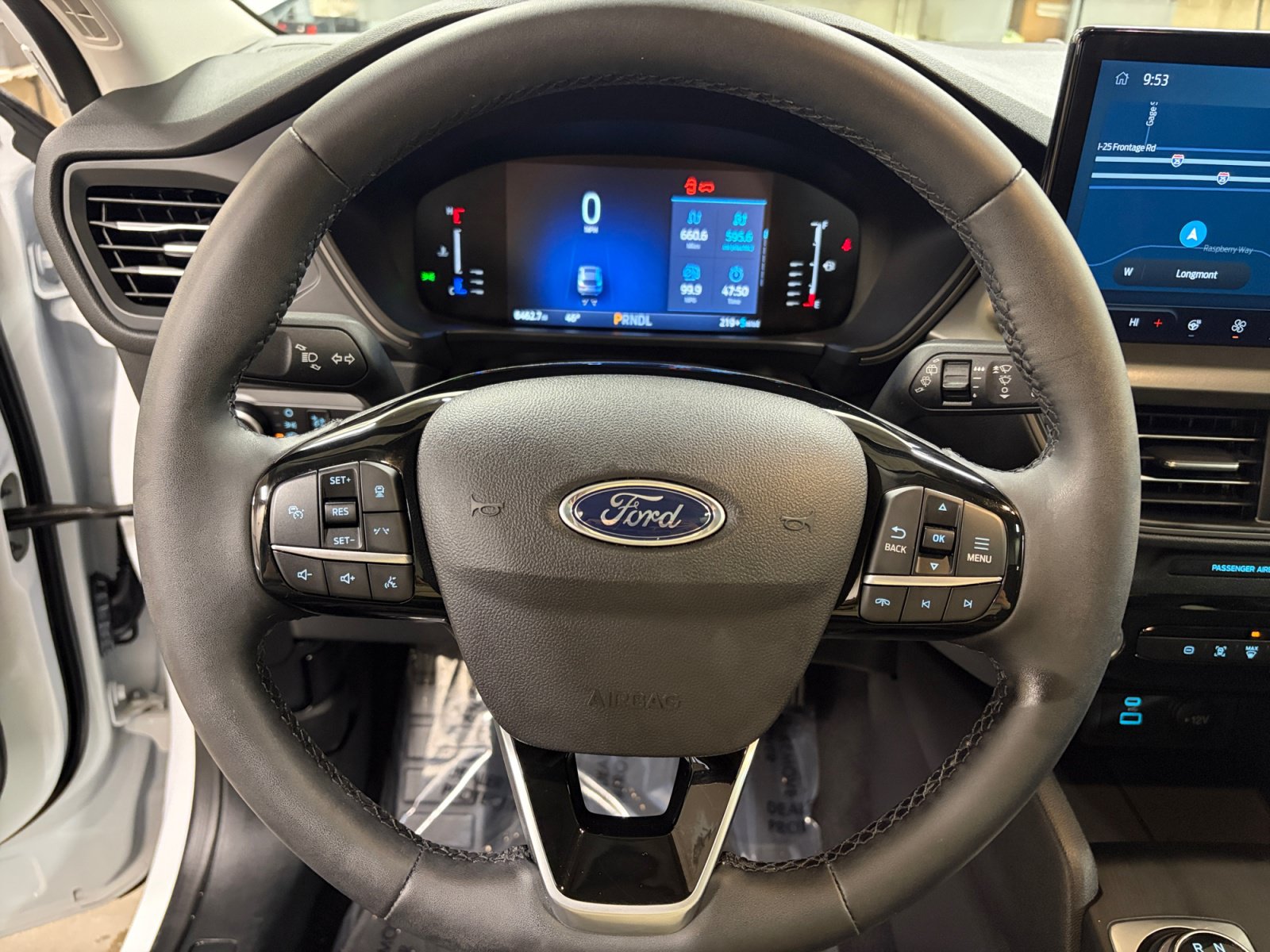 Used 2023 Ford Escape SE FWD image 9