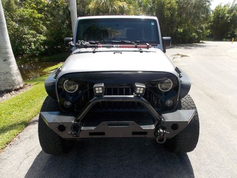 Used 2016 Jeep Wrangler Unlimited Sport w/ Connectivity Group AWD/4WD image 17