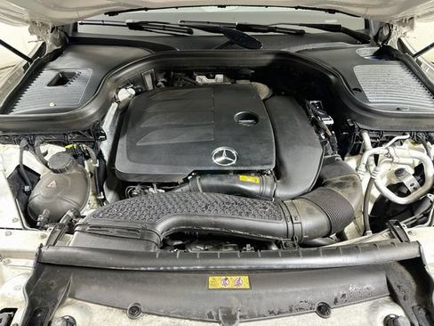 Used 2022 Mercedes-Benz GLC 300 4MATIC image 35