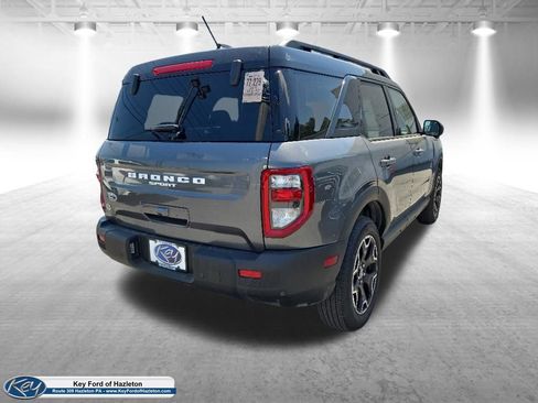 Certified 2025 Ford Bronco Sport Outer Banks w/ Outer Banks Tech Package+ AWD/4WD image 15