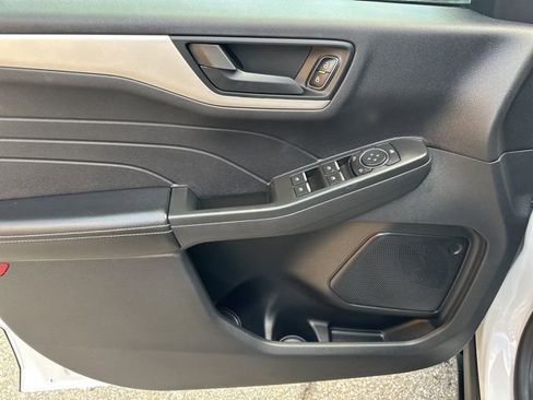 Used 2022 Ford Escape SE w/ Convenience Package image 33