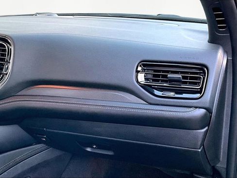 Used 2022 Dodge Durango GT image 19