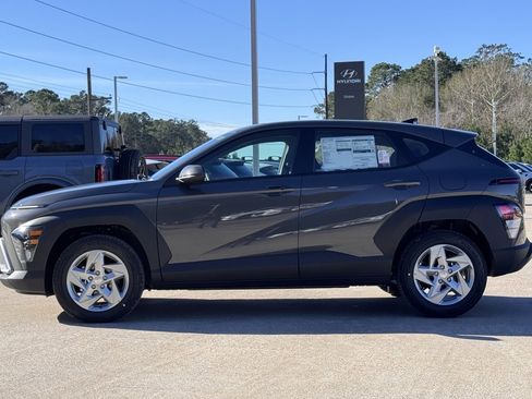 New 2026 Hyundai Kona SE image 9