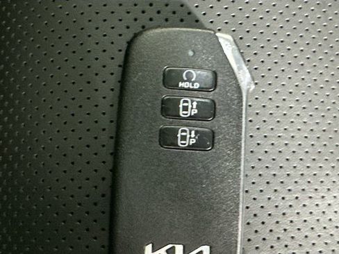 Used 2024 Kia EV6 Wind w/ Wind Technology Package AWD/4WD image 17