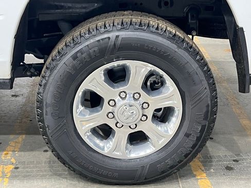 Used 2024 RAM 2500 Big Horn image 35