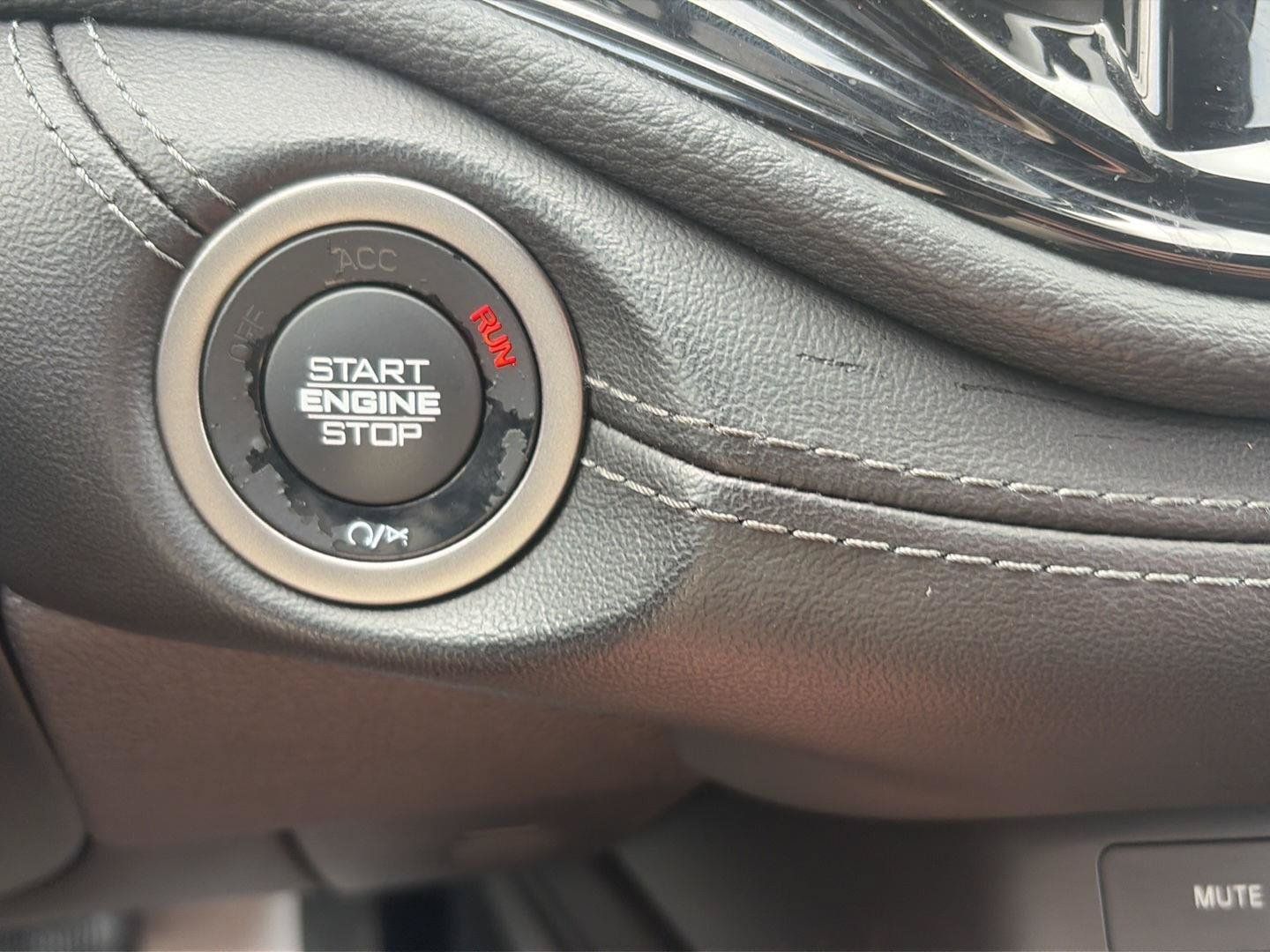 Used 2024 Dodge Durango SXT AWD/4WD image 20