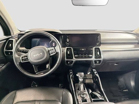 Used 2023 Kia Sorento SX AWD/4WD image 24