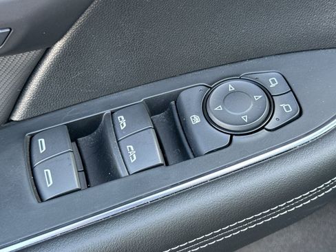 Certified 2025 Buick Envision Preferred image 11