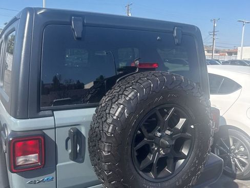 Used 2025 Jeep Wrangler Unlimited Sport S 4xe AWD/4WD image 4
