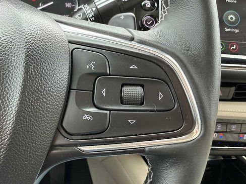 Used 2023 Buick Envision Avenir AWD/4WD image 16