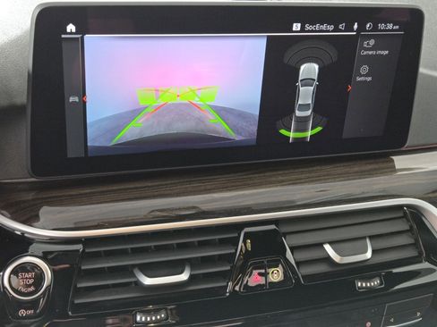 Used 2023 BMW 530i w/ Convenience Package image 26